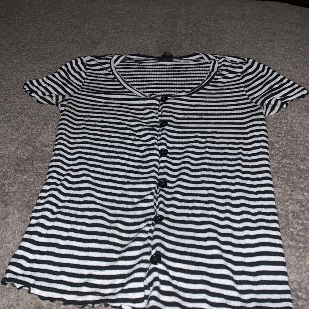 Stripped top